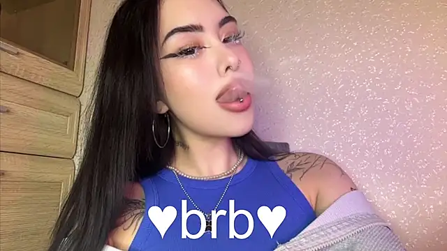 Chat +18 de baby__kim ao vivo