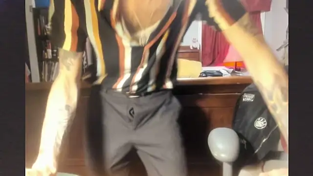 FelixChirp élő XXX-chatje