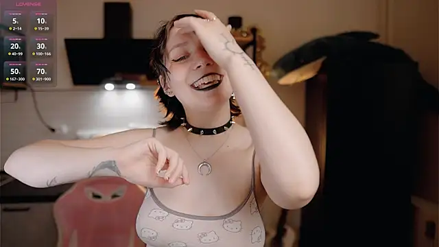 Nickari's Live XXX Chat