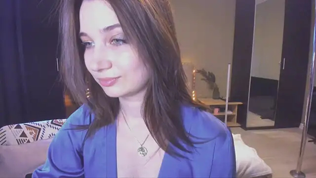 Chat +18 de Carina_E ao vivo