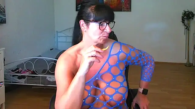 Sylly's Live XXX Chat
