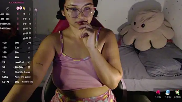 Chat XXX Live Lily____