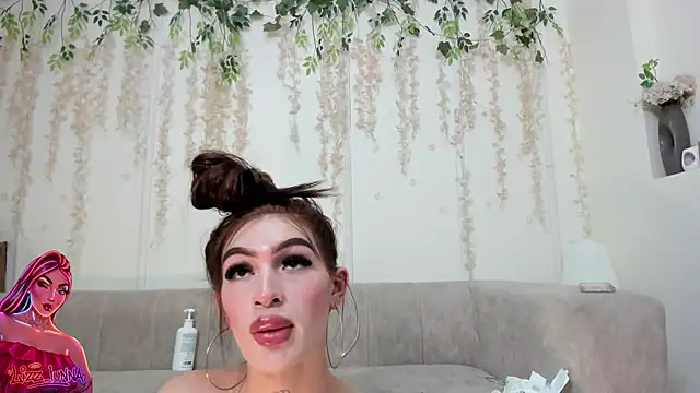 Chatroom XXX en direct de lizz_lunna