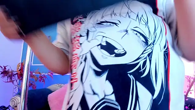 TaraTaylorr Live XXX-Chat