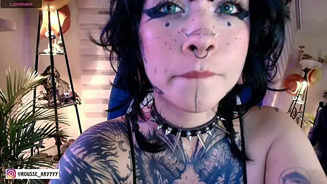Chat +18 de AryRousse ao vivo