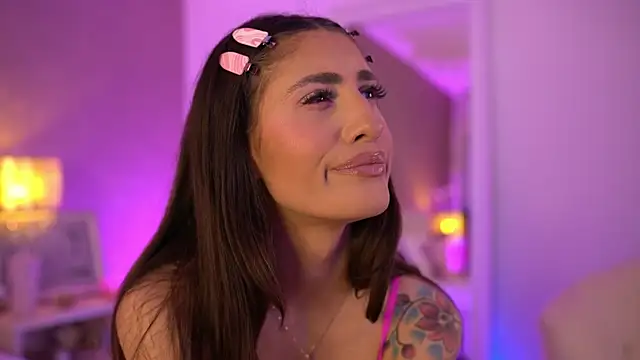 OhhAisha – Naživo XXX chat