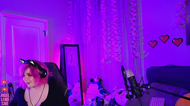 Angel-Lewd-Caken Live XXX chat