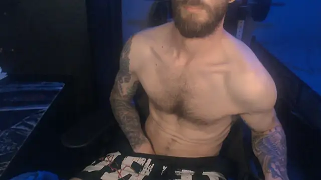 SexxxyLouis' Webcam Show