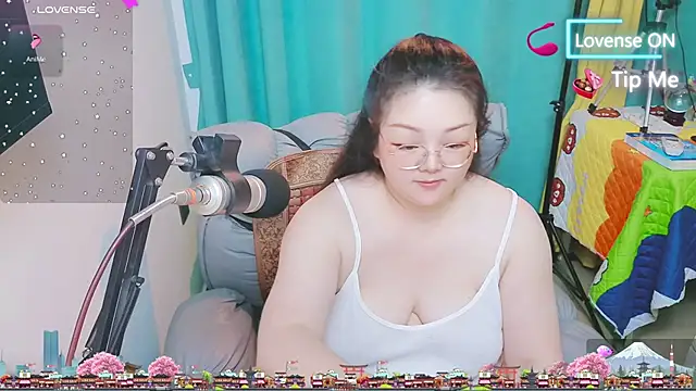 Chat XXX en directo de AngelwithEcup