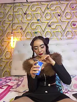 MelanyyJhonson15's Live XXX Chat