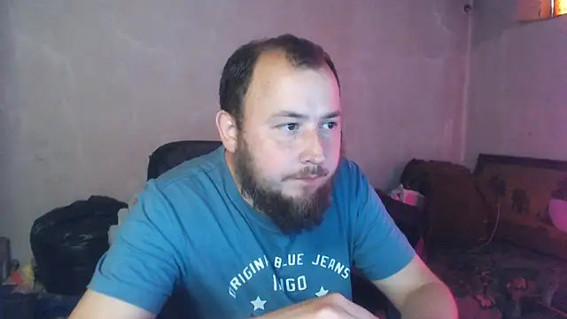 عرض كام BIG-COCK-OMG
