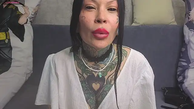 Megan_Black_Moon 라이브 XXX 채팅