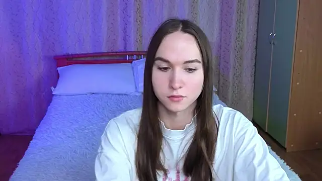 Chat +18 de Angeel_Kate ao vivo