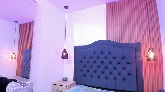 Chat soba uživo modela Maya_curvy