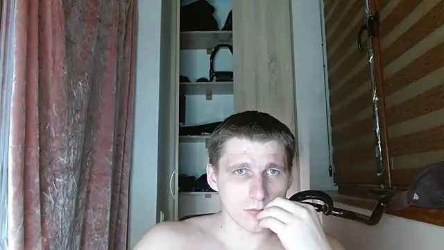Webkamerová show Poliglotjoe1
