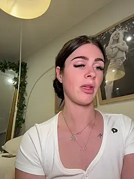 aus_queen Chat XXX in diretta