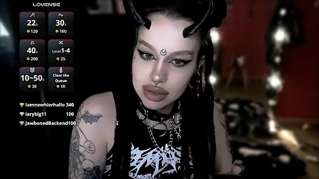 Chat +18 de alexx_succubus ao vivo
