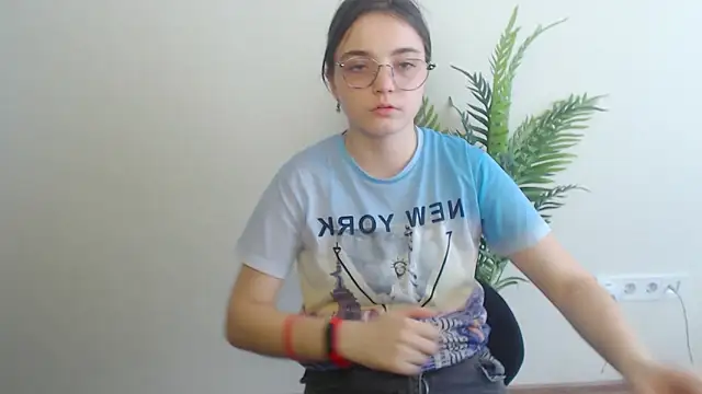 Sun_Shine__'s Live XXX Chat