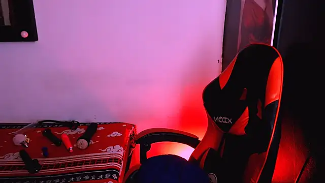 Živý XXX chat bubble_red