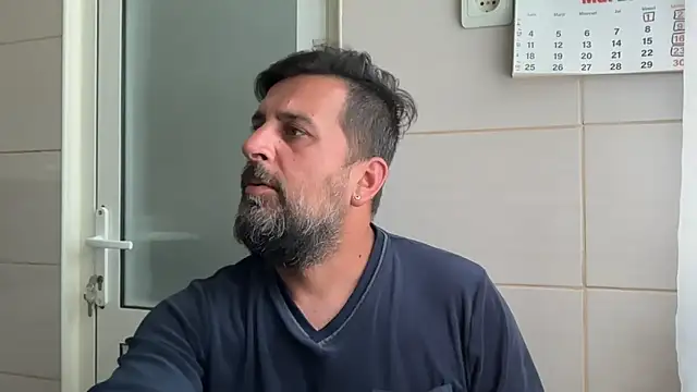 TARKAN1 Adlı Modelin Canlı XXX Sohbeti