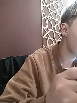 Gussie_Bridie live XXX chat