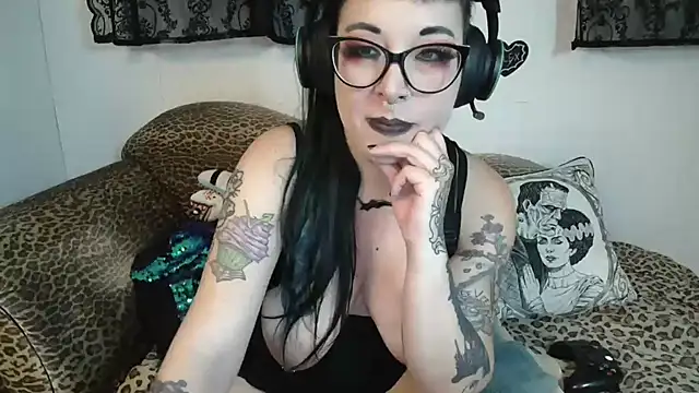 XXX chat uživo modela Missy-Dee