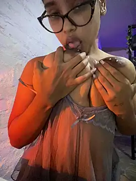 Kittybrown18 Live XXX-chat