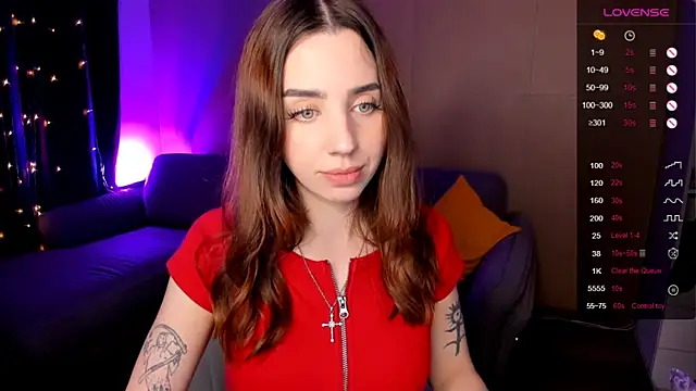 CharliGrace_ élő XXX-chatje