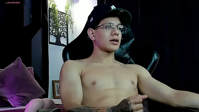 Chat +18 de TonyPetrovjs ao vivo