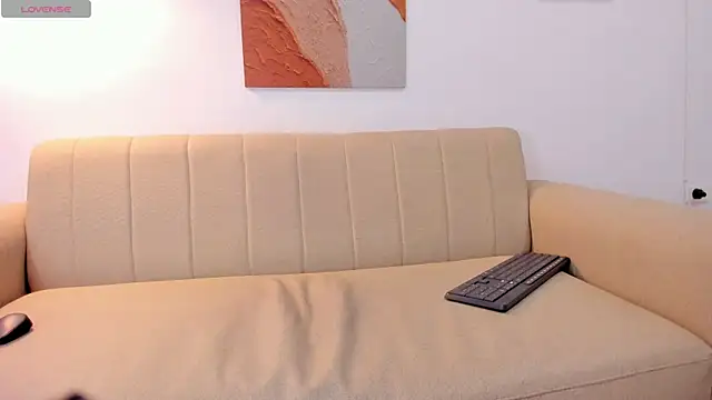 Aminaa_Kaarim Chat XXX live