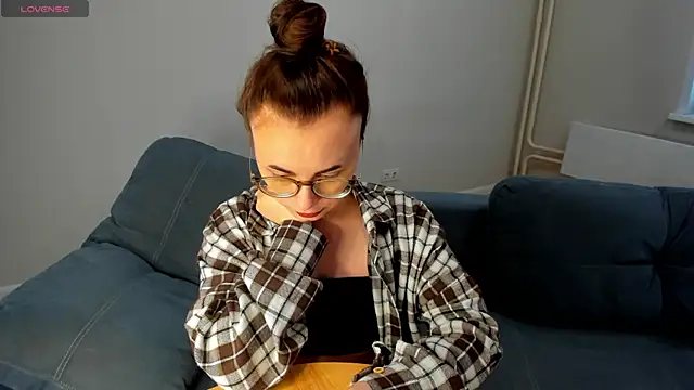 Chat +18 de MewStella ao vivo
