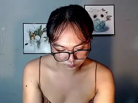 Asianblk_barbiedoll 在線直播表演