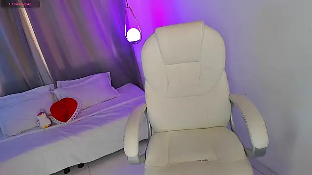 Živý XXX chat Irisbeel