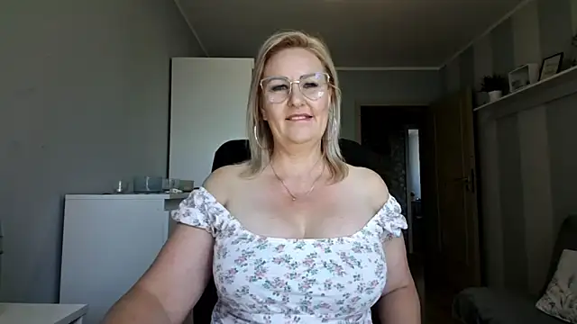 DianaLive Chat XXX in diretta
