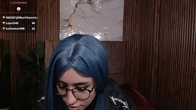 Kairy_tay's Live XXX Chat