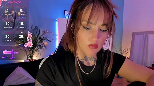Megan_inked's Webcam Show