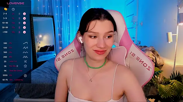LinaBlossom_ লাইভ XXX চ্যাট