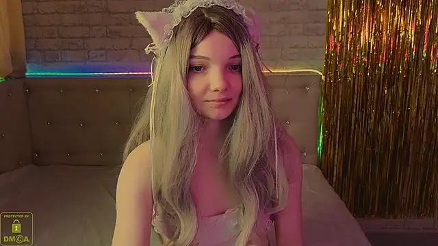 AnimeAlica18's Live XXX Chat