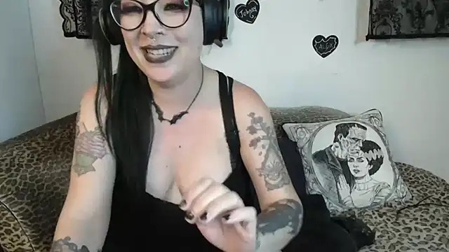 Chatroom XXX en direct de Missy-Dee
