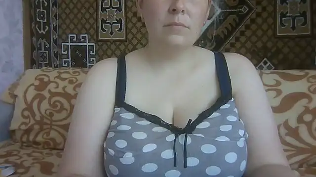 Diana_Britt Adlı Modelin Canlı XXX Sohbeti