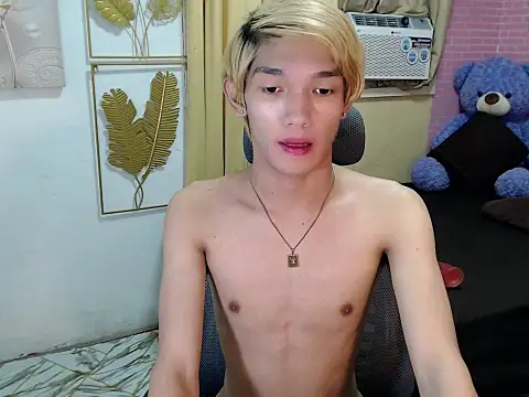 urasian_john18 Pertunjukan Webcam