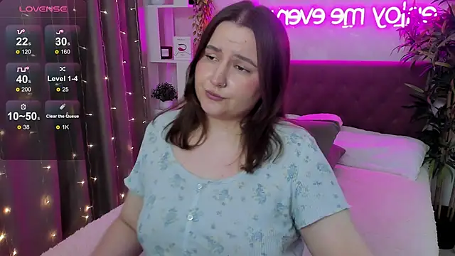 Chat XXX en directo de FeralPeach
