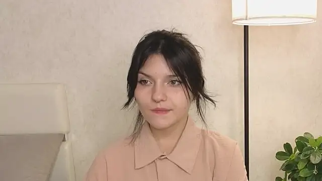Chat XXX Live NyraVesperis