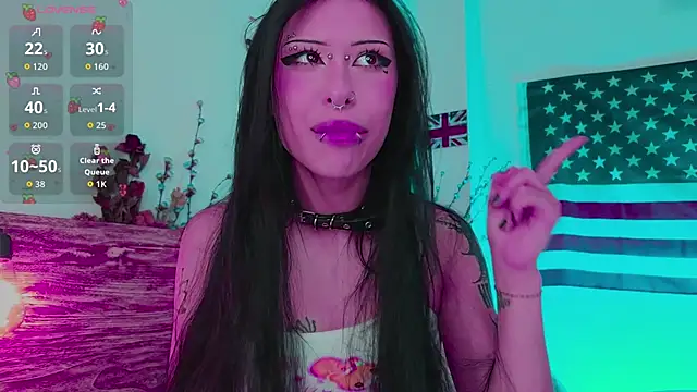 venomeowww__ Adlı Modelin Canlı XXX Sohbeti
