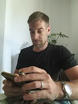 Lambe91's Live XXX Chat