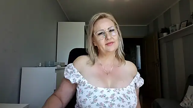 DianaLive 现场XXX聊天