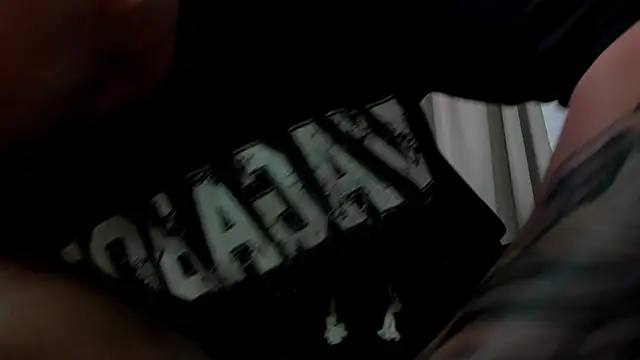 XXX chat uživo modela ClintMasters