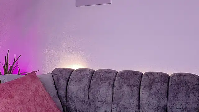 Онлайн чат XXX samiradoll