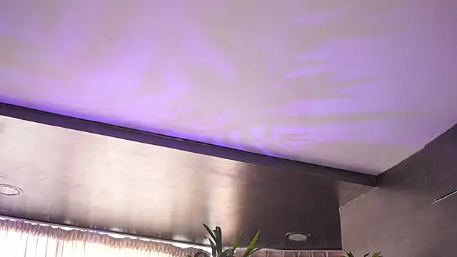 HotBustyBabeX 现场XXX聊天