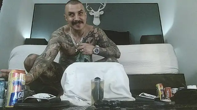 Chat +18 de danilog515 ao vivo